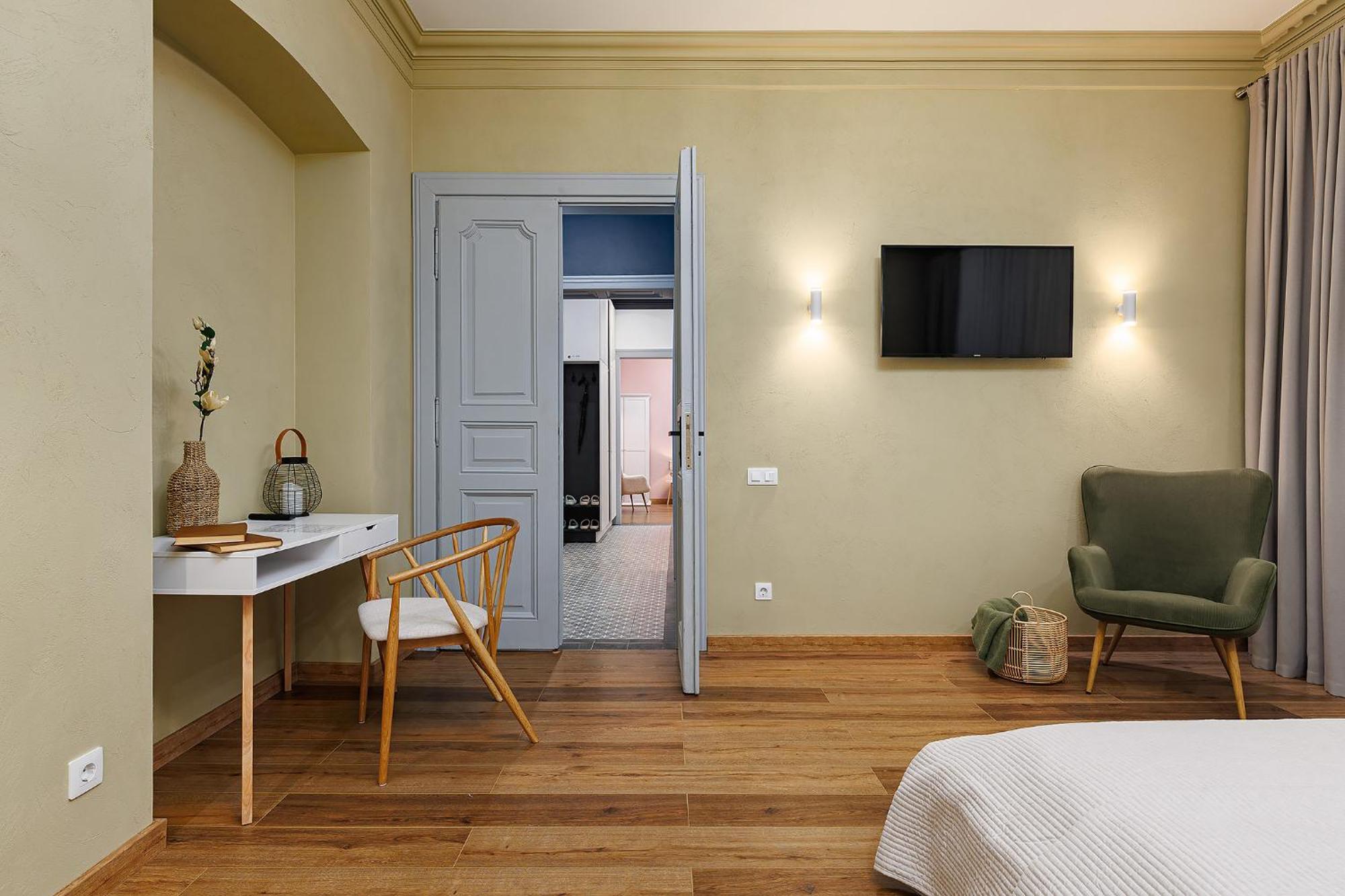 Grand Apartment Leopoli Esterno foto